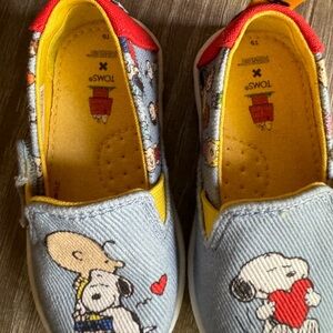 Peanuts Toms